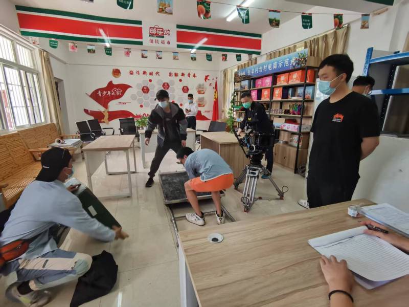 比如县电商产品视频拍摄制作实战秘籍，助力产品引爆电商流量